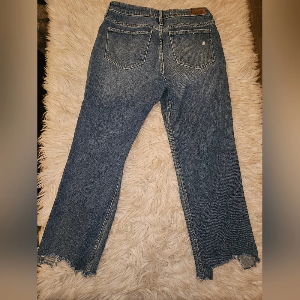 Hollister High-Rise Crop Slim Straight Jeans – Distressed, Size 9R (24.5” Inseam